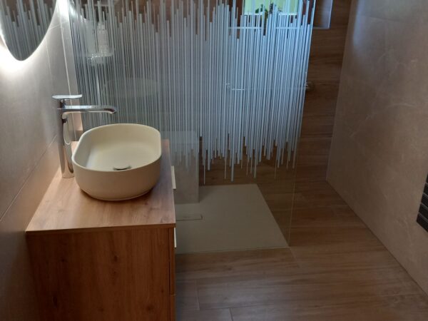 R&eacute;novation de salle de bain cl&eacute; en main sur mesure et am&eacute;nagement PMR &agrave; Aubure proche de Colmar Munster 2